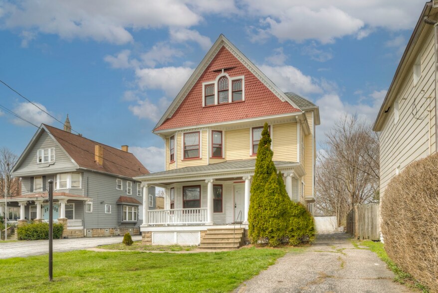 4432 Pearl Rd, Cleveland, OH à vendre - Photo de l’immeuble – Image 2 sur 46
