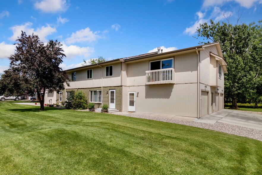3306-3316 McConnell Drive portefeuille de 2 biens à vendre sur LoopNet.fr - Photo de l’immeuble – Image 2 sur 19