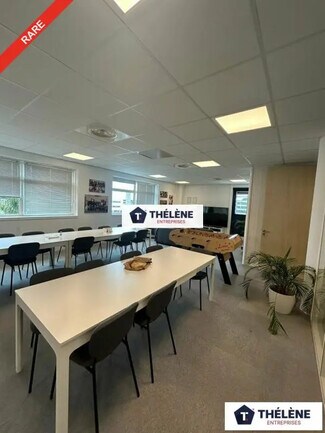 Plus de détails pour Bureau à louer