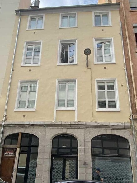 Bureau dans Lyon à louer - Photo de l’immeuble – Image 2 sur 9