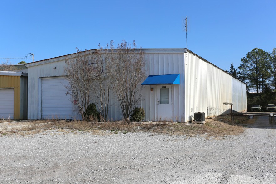 3212 SE Sexton Rd, Decatur, AL à louer - Photo principale – Image 1 sur 3