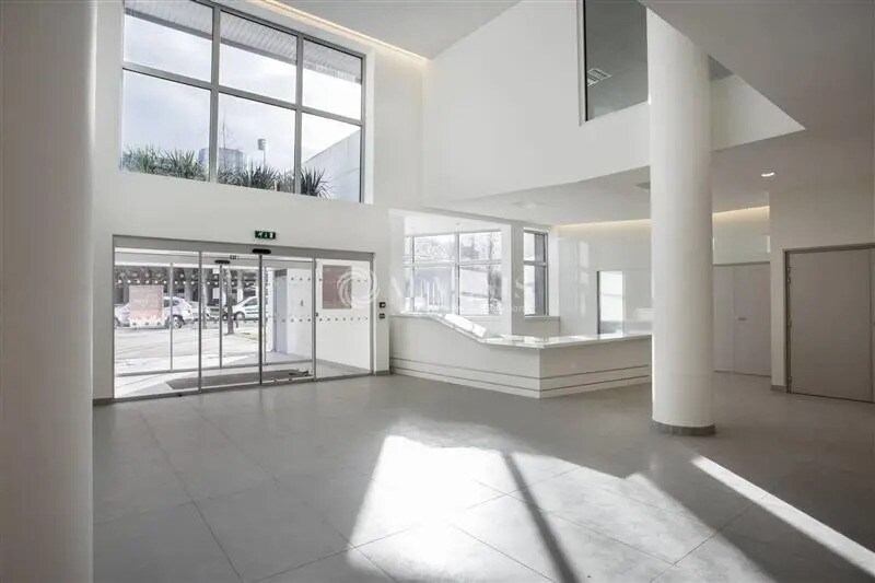 Bureau dans Noisy-le-Grand à louer Photo de l’immeuble– Image 1 sur 13