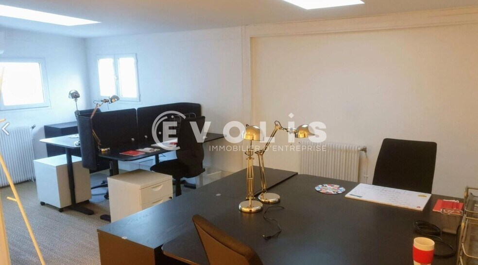 Bureau dans Vanves à louer - Photo intérieure – Image 1 sur 7