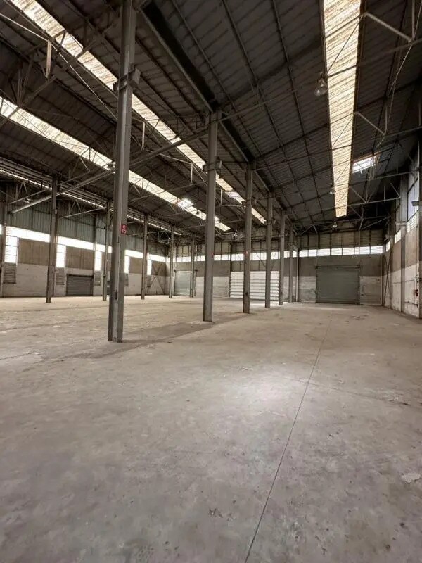Industriel/Logistique dans Toulouse à vendre Photo intérieure– Image 1 sur 9