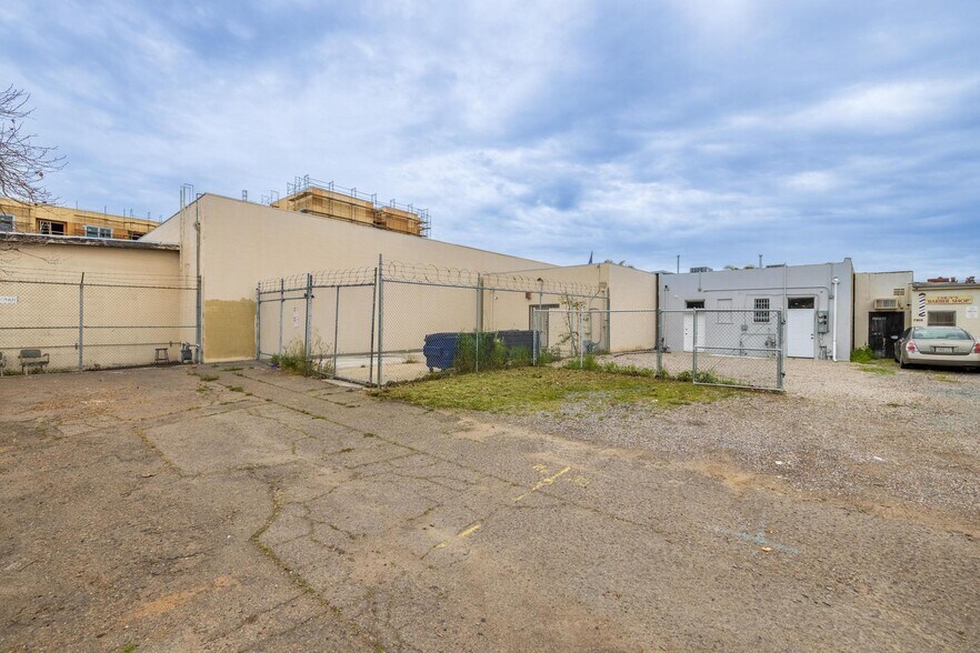 7918 Broadway, Lemon Grove, CA à vendre - Photo de l’immeuble – Image 3 sur 17