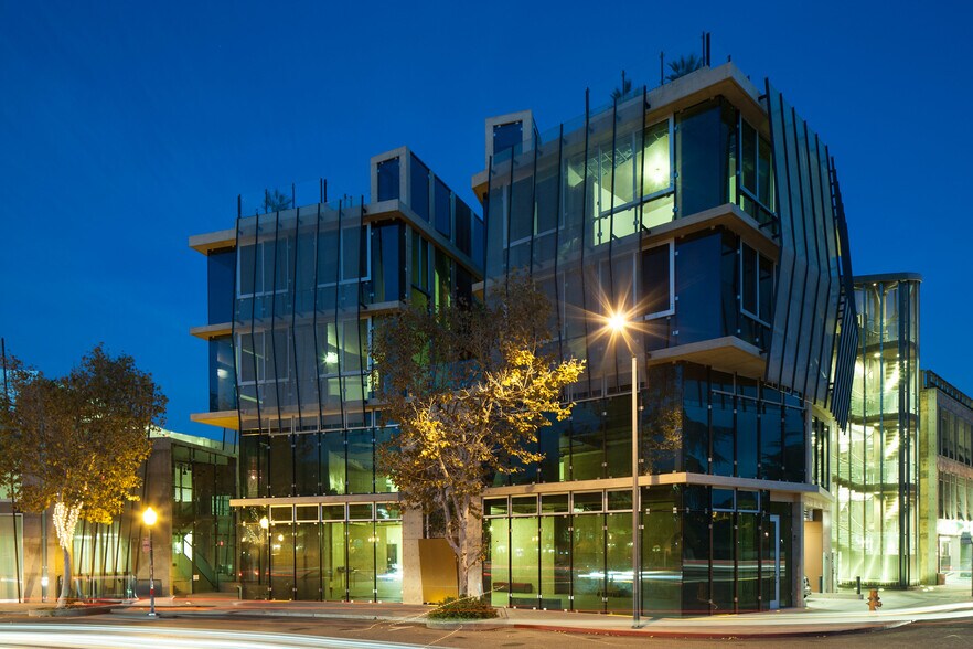 102 University Ave, Palo Alto, CA à vendre - Photo de l’immeuble – Image 2 sur 2
