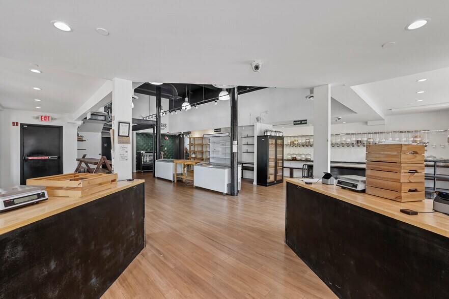801 Pennsylvania Ave SE, Washington, DC à louer - Photo de l’immeuble – Image 2 sur 9
