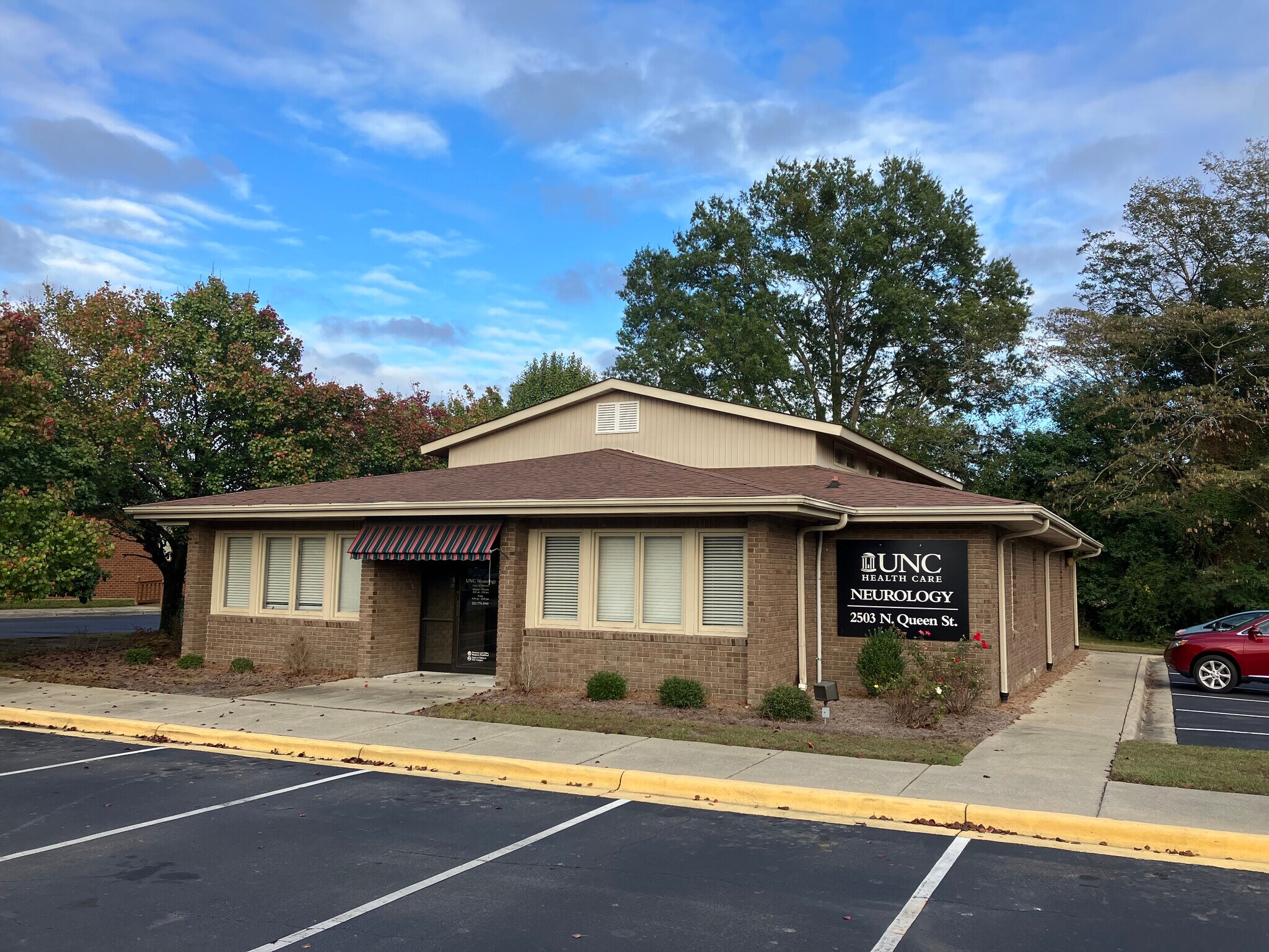 2503 N Queen St, Kinston, NC à louer Photo principale– Image 1 sur 60