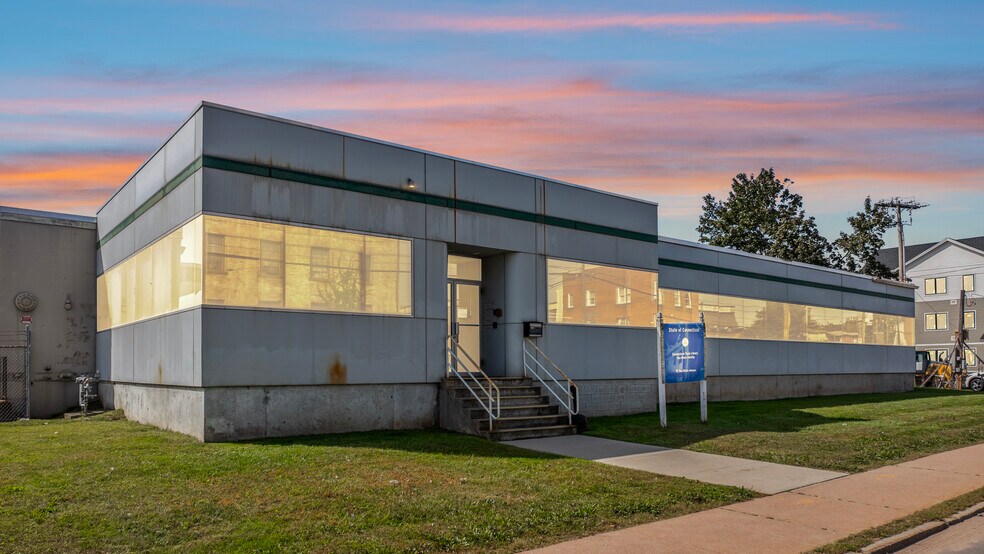 75 Van Block Ave, Hartford, CT à vendre - Photo de l’immeuble – Image 1 sur 7