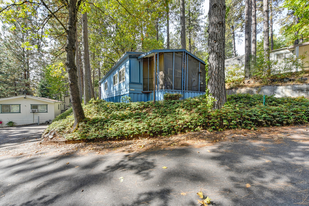 15329 Little Valley Rd, Grass Valley, CA à vendre Photo de l’immeuble– Image 1 sur 31