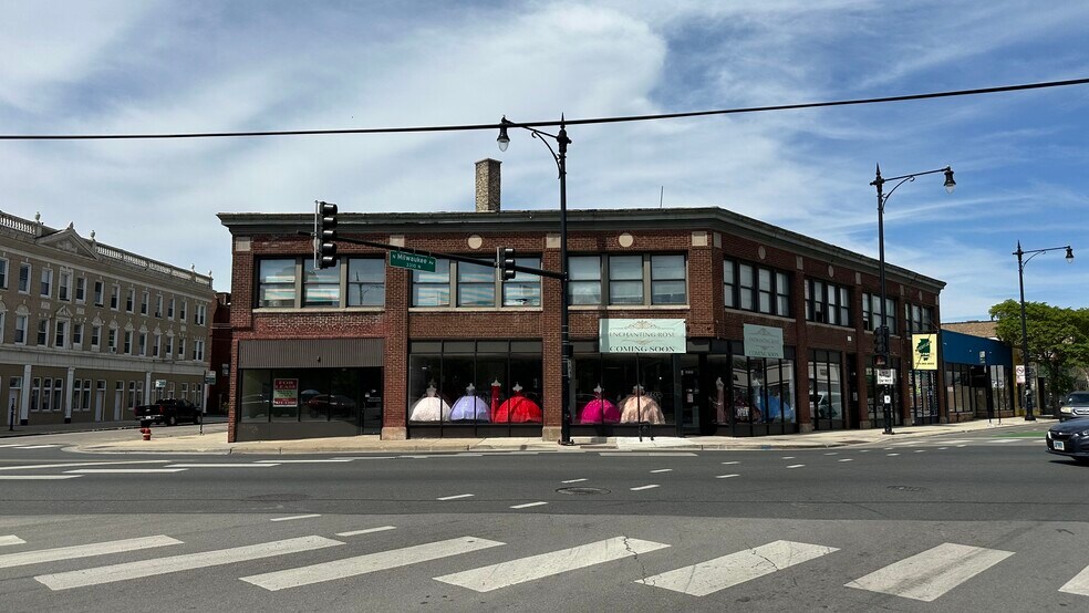 3300-3314 N Milwaukee Ave, Chicago, IL à louer - Photo de l’immeuble – Image 3 sur 4