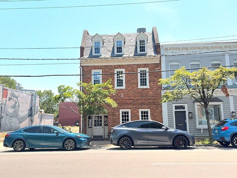 1509 W Main St, Richmond, VA à louer - Photo de l’immeuble – Image 1 sur 6