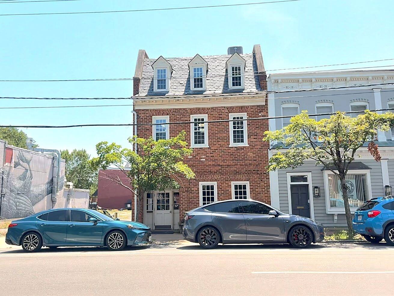 1509 W Main St, Richmond, VA à louer Photo de l’immeuble– Image 1 sur 7