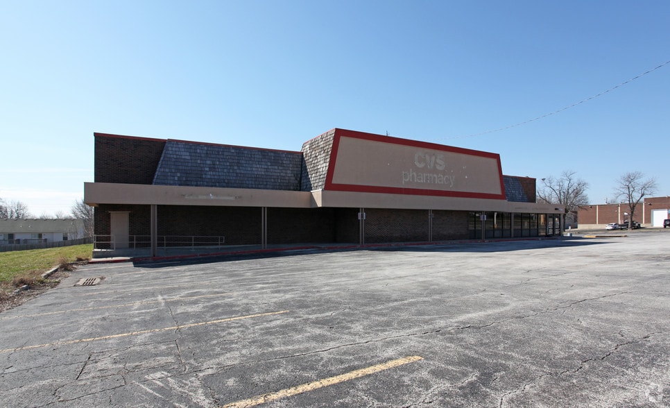 17403 E Highway 24, Independence, MO à louer - Photo de l’immeuble – Image 3 sur 4
