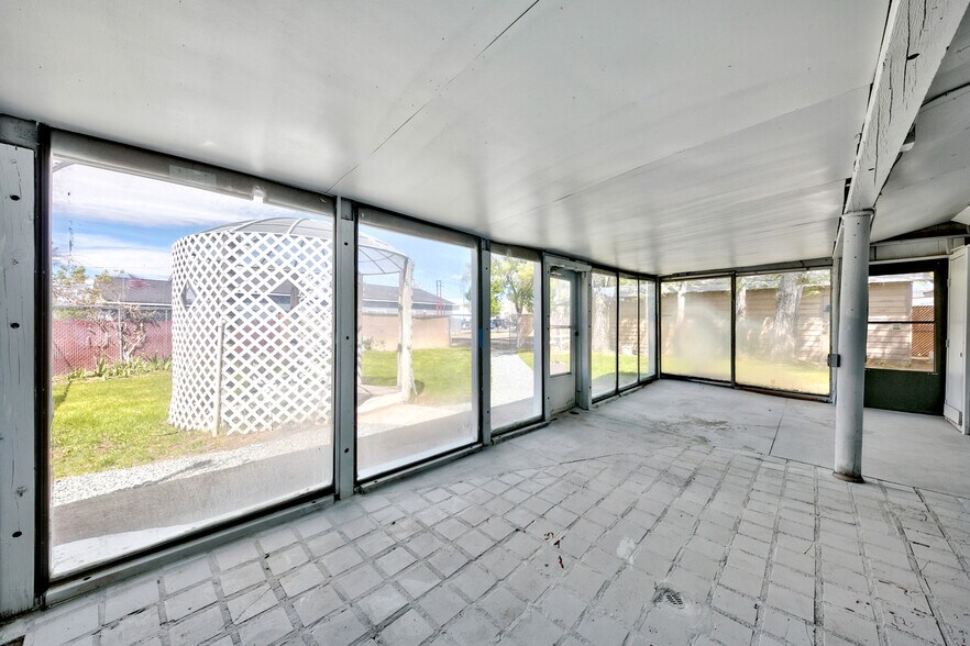 3129 S Carson St, Carson City, NV à vendre - Photo de l’immeuble – Image 3 sur 28