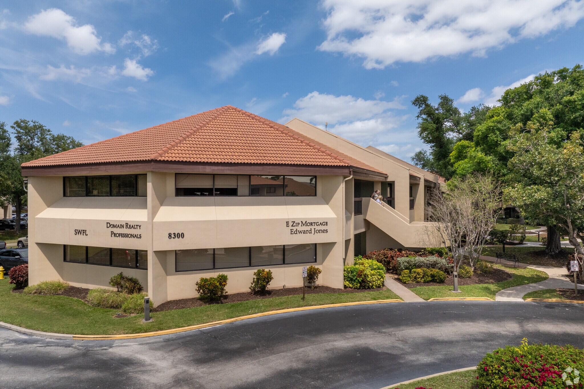 8280-8300 College Pky, Fort Myers, FL à louer Photo de l’immeuble– Image 1 sur 7