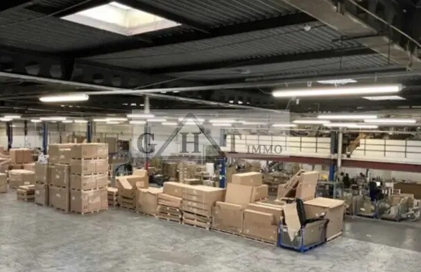 Plus de détails pour Industriel/Logistique à louer