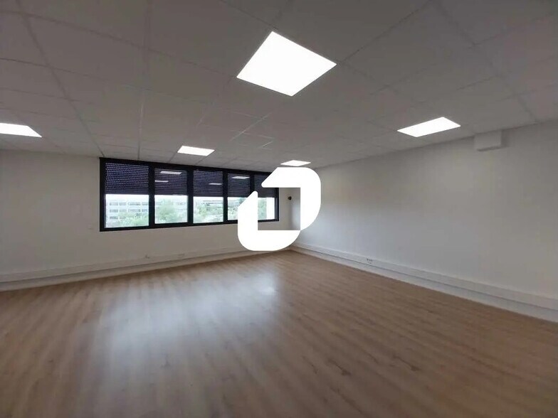 Bureau dans Montpellier à louer - Photo de l’immeuble – Image 2 sur 12