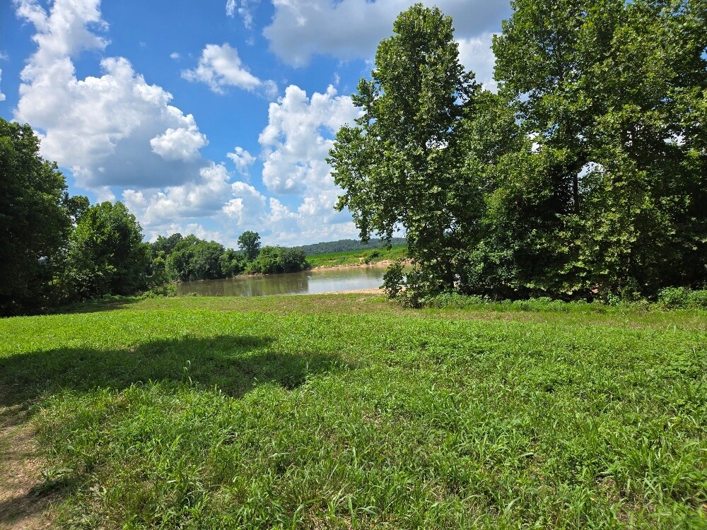 20765 State Highway 42, Belle, MO à vendre Photo principale– Image 1 sur 7