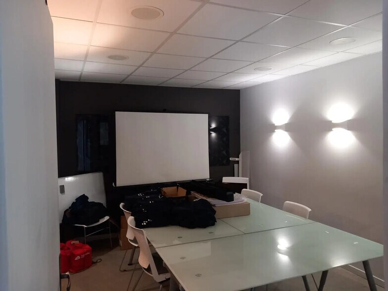 Local commercial dans Bègles à vendre - Photo de l’immeuble – Image 3 sur 5