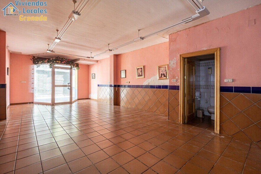 Local commercial dans Ogíjares à vendre - Photo intérieure – Image 2 sur 9