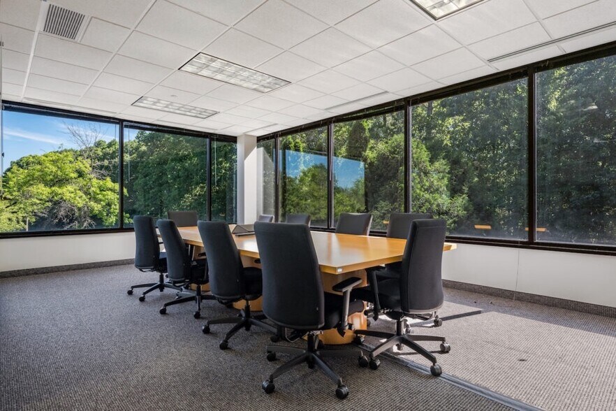 55 Corporate Dr, Trumbull, CT à louer - Photo intérieure – Image 3 sur 23