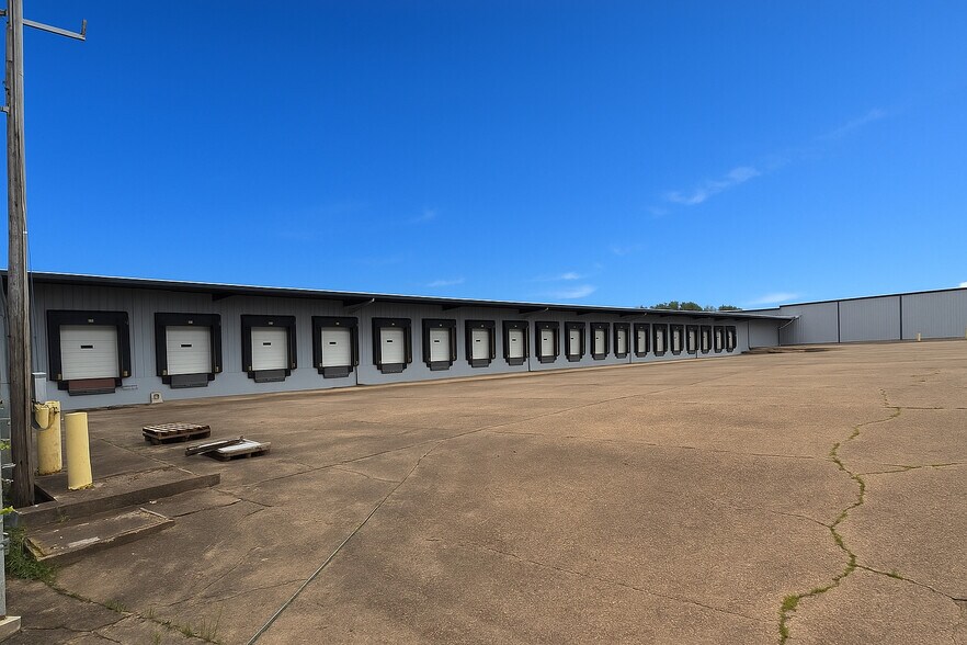 1125 Weems St, Jackson, MS à louer - Photo de l’immeuble – Image 1 sur 7