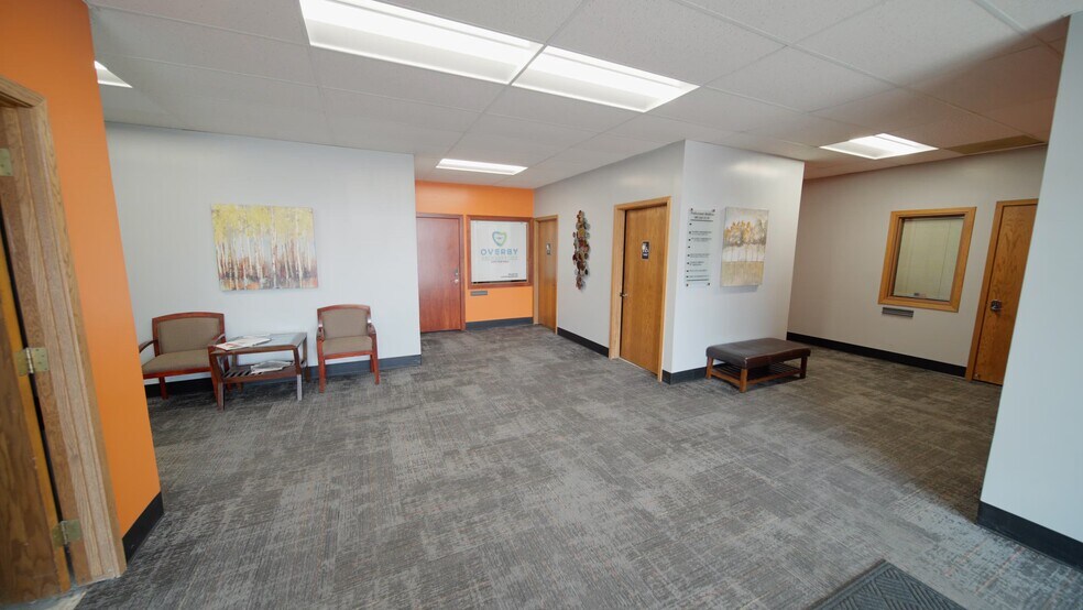 100 2nd St SE, Stewartville, MN à louer - Vidéo sur l’annonce professionnelle – Image 2 sur 15