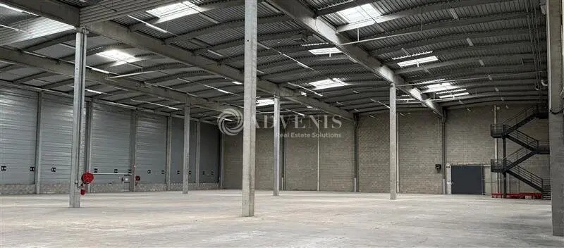 Industriel/Logistique dans Brie-Comte-Robert à louer - Photo de l’immeuble – Image 3 sur 12