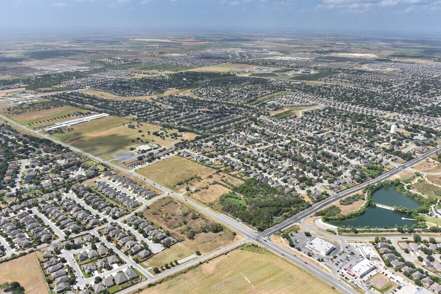 2072 FM 725, New Braunfels, TX à vendre - Photo de l’immeuble – Image 1 sur 3