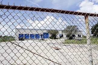 Plus de détails pour 2550 Finfeather Rd, Bryan, TX - Industriel/Logistique à louer