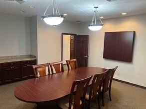 1620 W Oak St, Zionsville, IN à louer Photo intérieure– Image 2 sur 24