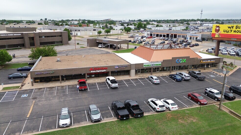 8503-8549 N Rockwell Ave, Oklahoma City, OK à louer - Aérien – Image 3 sur 8