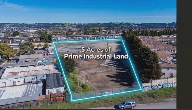 10901 Russet St, Oakland, CA à vendre - Vidéo sur l’annonce professionnelle – Image 2 sur 28