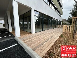 Plus de détails pour Local commercial à louer