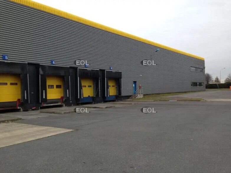 Industriel/Logistique dans Mitry-Mory à louer - Photo de l’immeuble – Image 1 sur 4