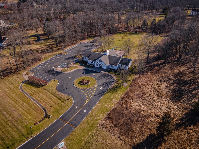 466 State Route 12, Flemington, NJ à louer - Photo de l’immeuble – Image 2 sur 17