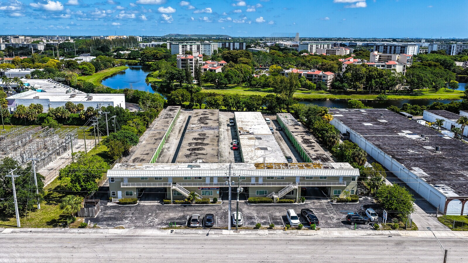 2303 W Mcnab Rd, Pompano Beach, FL à vendre Photo principale– Image 1 sur 21