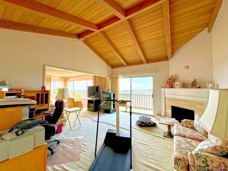 1621 Grand Ave, Santa Barbara, CA à vendre - Photo de l’immeuble – Image 3 sur 28