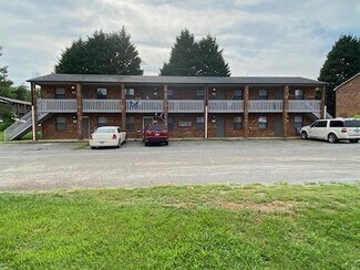 Plus de détails pour 804 Meadow Ridge Ct, Winston-Salem, NC - Logement à vendre