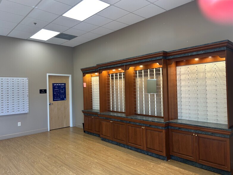 437 S Illinois Ave, Oak Ridge, TN à louer - Photo intérieure – Image 3 sur 14