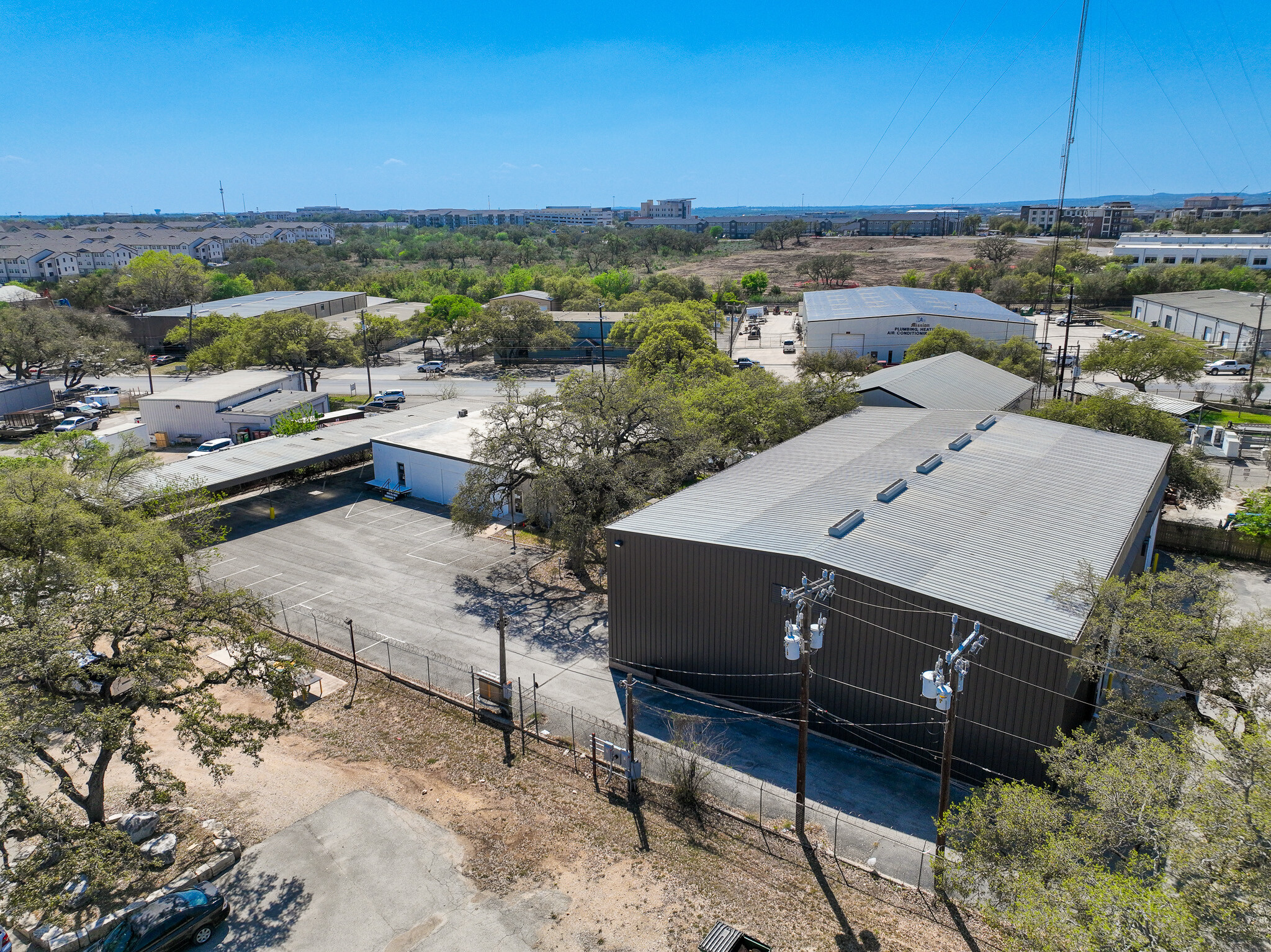 15562 Capital Port Dr, San Antonio, TX à louer Photo de l’immeuble– Image 1 sur 19
