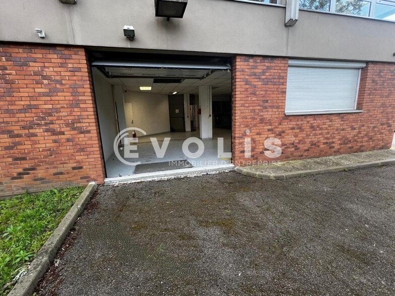 Industriel/Logistique dans Épinay-sur-Orge à louer - Photo de l’immeuble – Image 1 sur 13