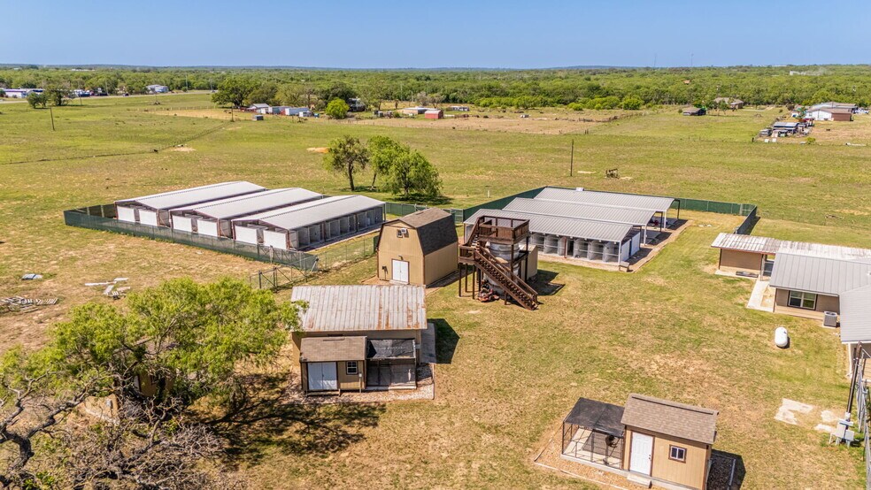 5800 Curran Dr, Von Ormy, TX à louer - Aérien – Image 2 sur 43