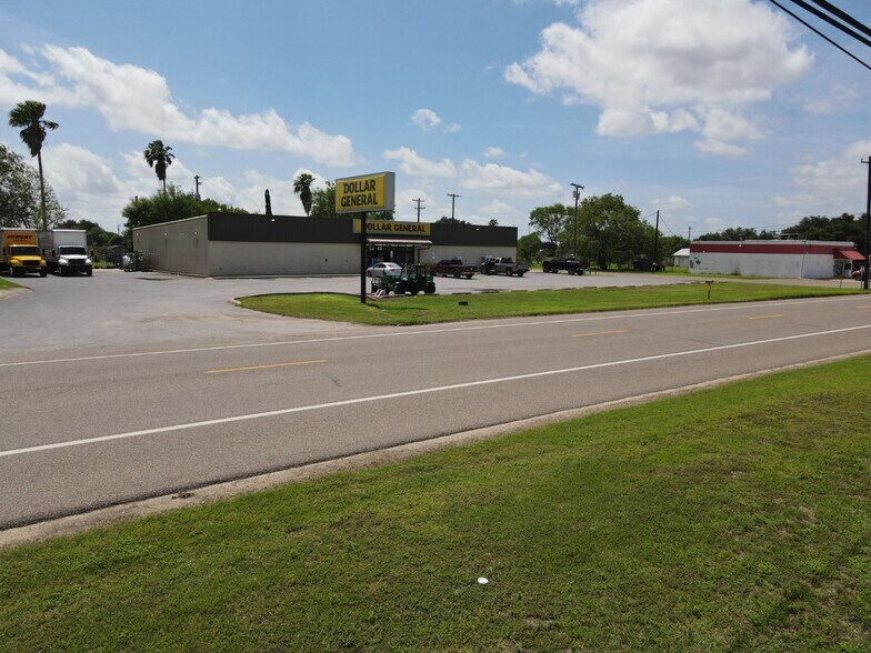 8422 Business 77 N, Lyford, TX à vendre - Photo de l’immeuble – Image 2 sur 9