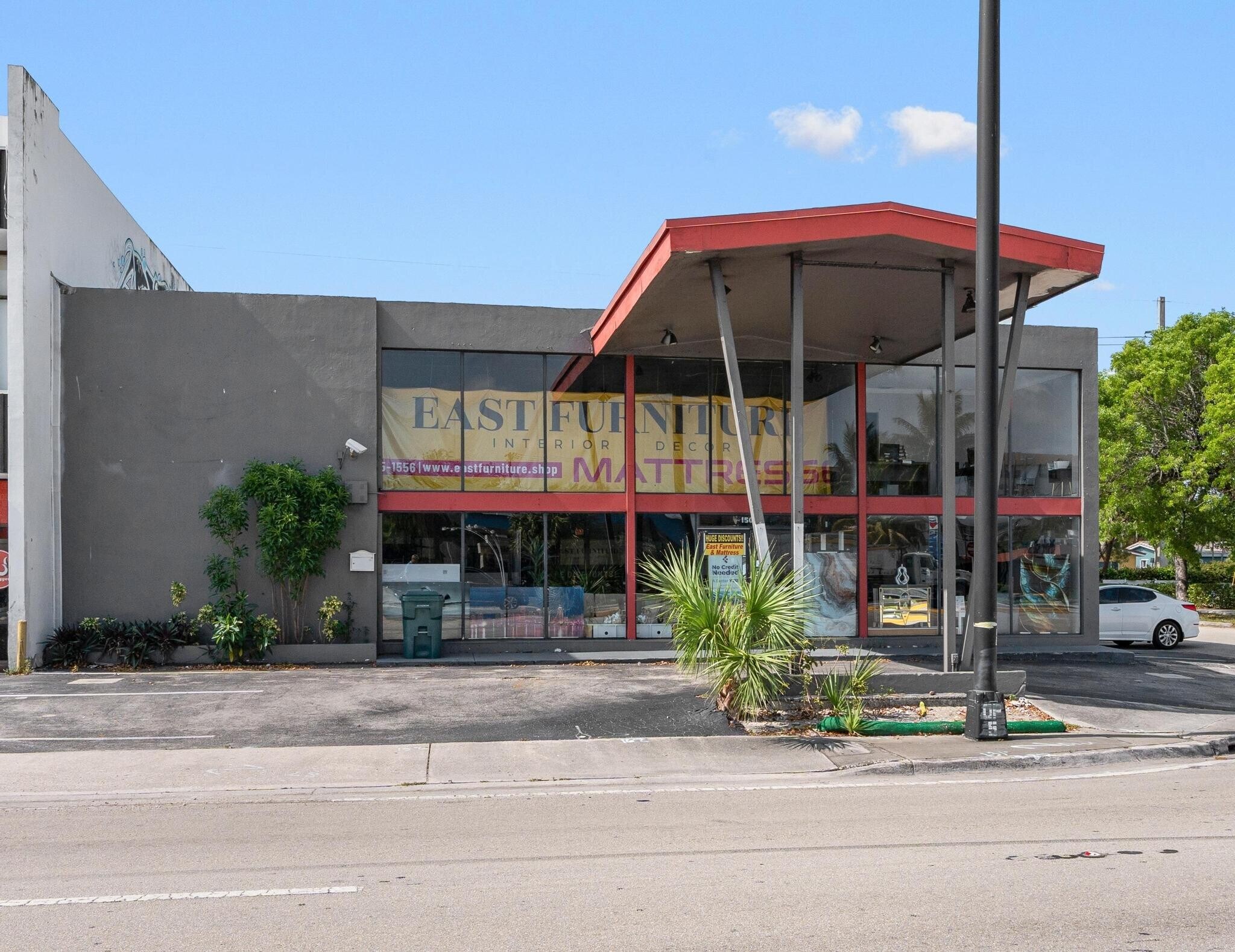 1500 E Commercial Blvd, Fort Lauderdale, FL à vendre Photo de l’immeuble– Image 1 sur 62