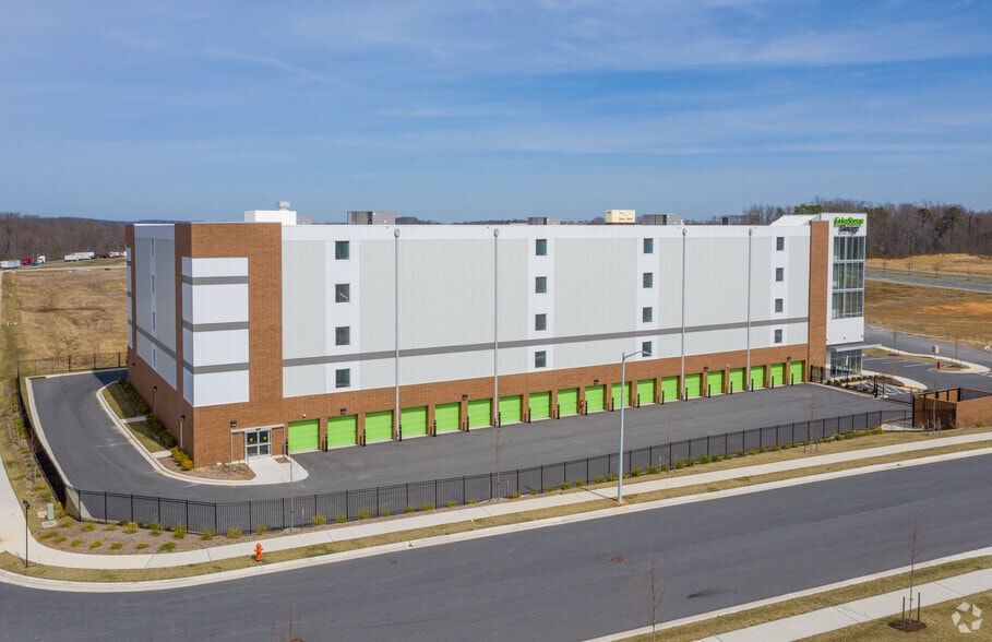 White Marsh Blvd, Middle River, MD à louer - Photo principale – Image 2 sur 23