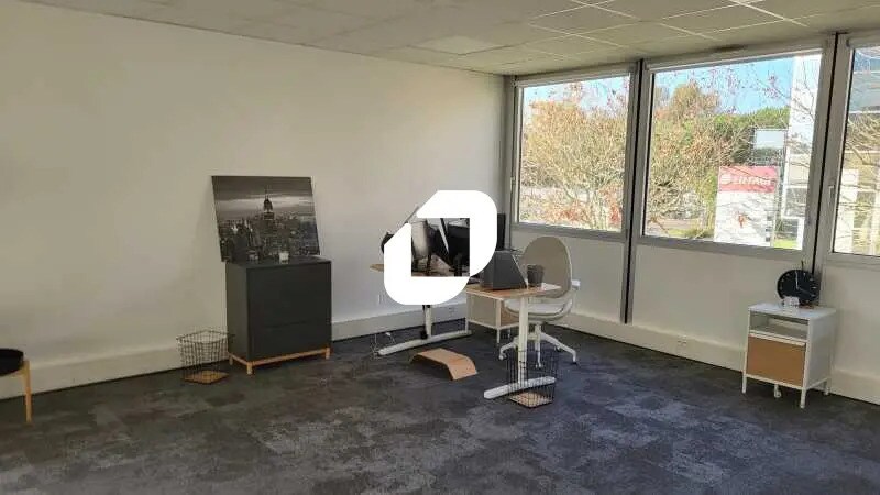 Bureau dans Pessac à louer - Photo intérieure – Image 3 sur 11