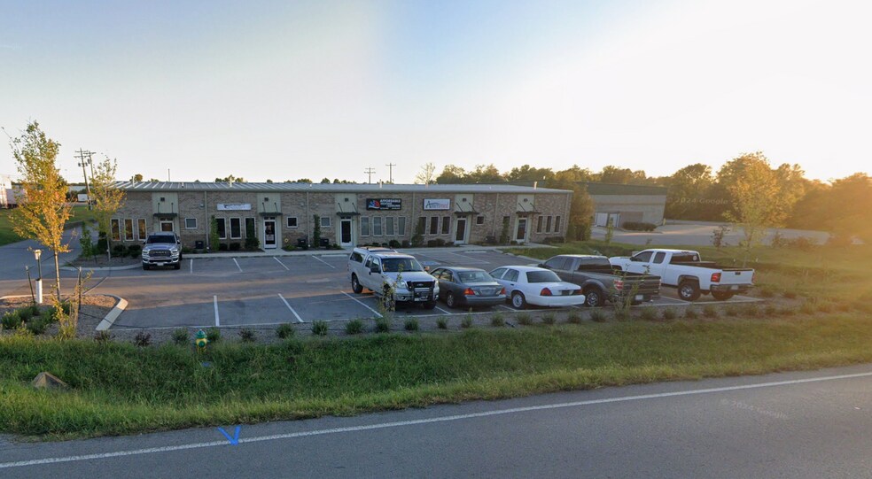 5540 E Division St, Mount Juliet, TN à louer - Photo de l’immeuble – Image 2 sur 4