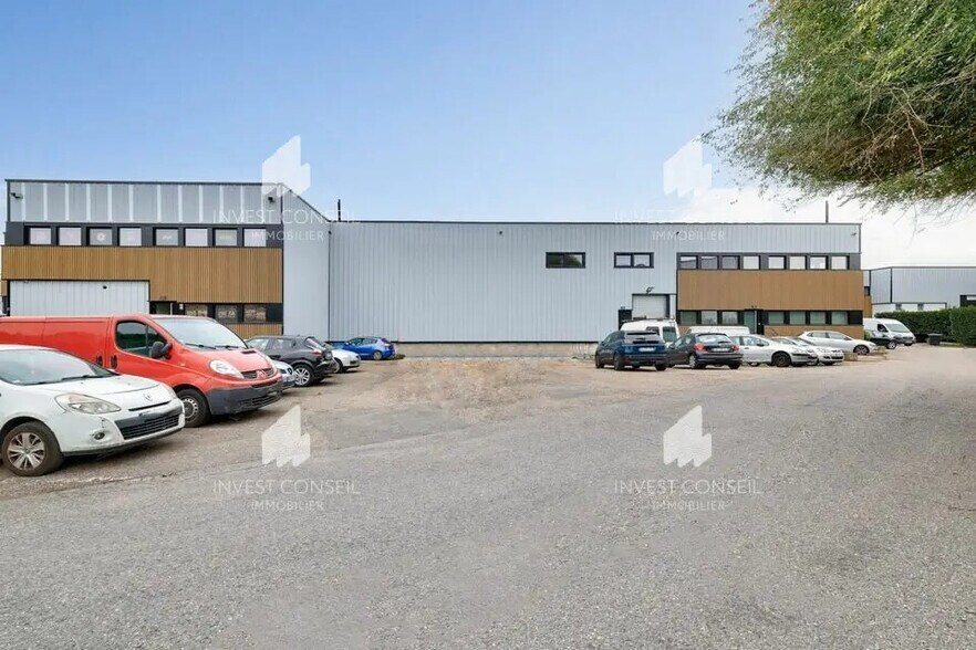 44 Avenue Du 8 Mai 1945, Villeneuve-la-Garenne à louer - Photo de l’immeuble – Image 2 sur 7